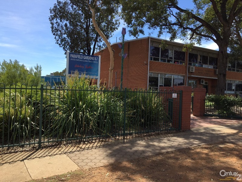 1 Hawthorn Terrace, Parafield Gardens SA 5107