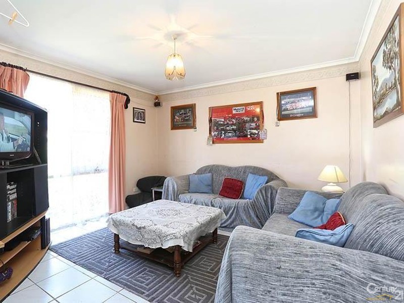 3 Amaroo Court, Smithfield SA 5114