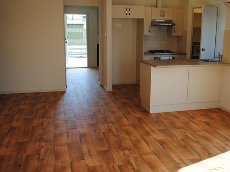 1 Robins Street, Elizabeth Downs SA 5113