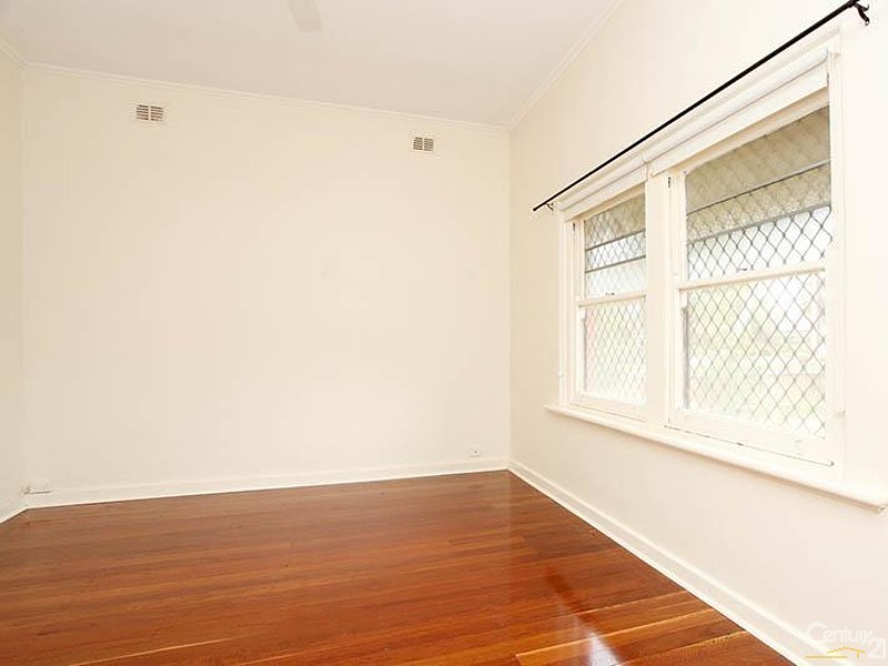 83 Avenue Road, Clarence Gardens SA 5039