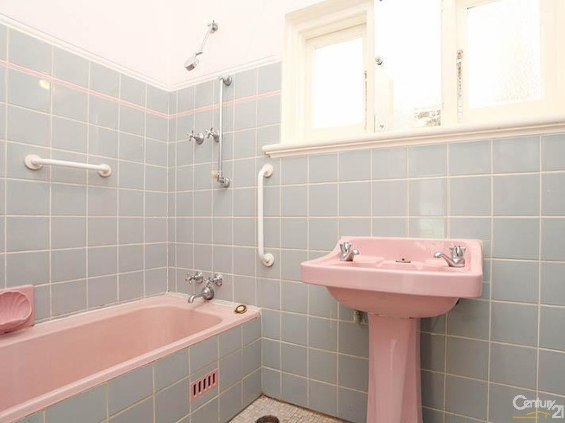 83 Avenue Road, Clarence Gardens SA 5039