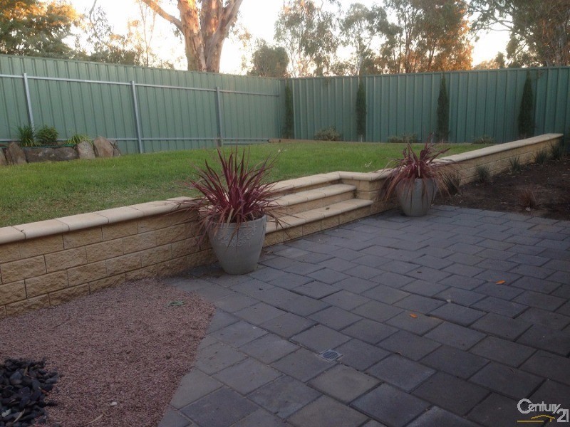 5 Trestrail Circuit, Williamstown SA 5351