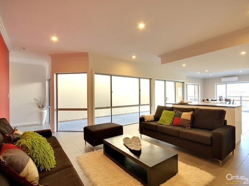 20 Mowbray Street, Mawson Lakes SA 5095