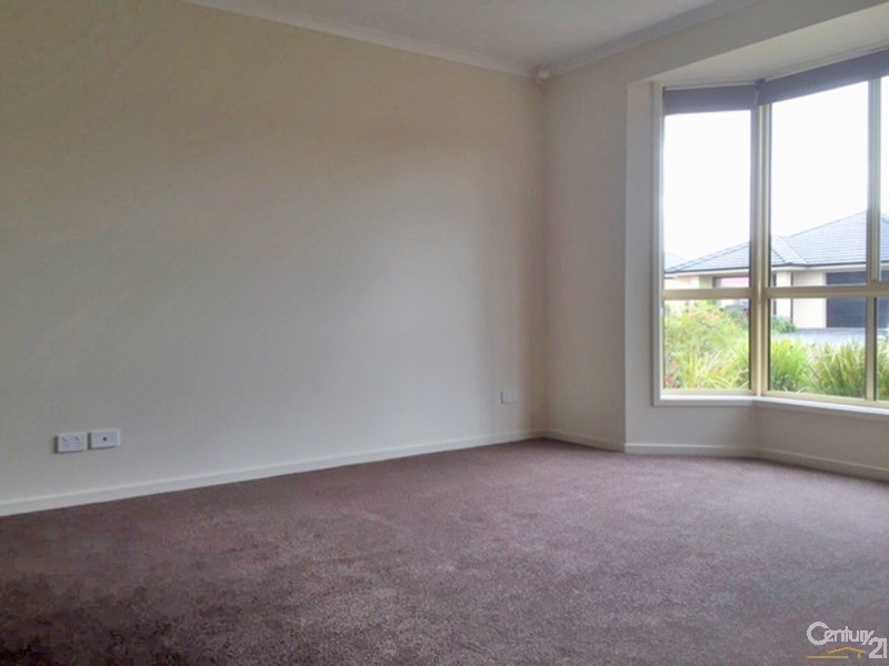 36 Newhaven Terrace, Burton SA 5110