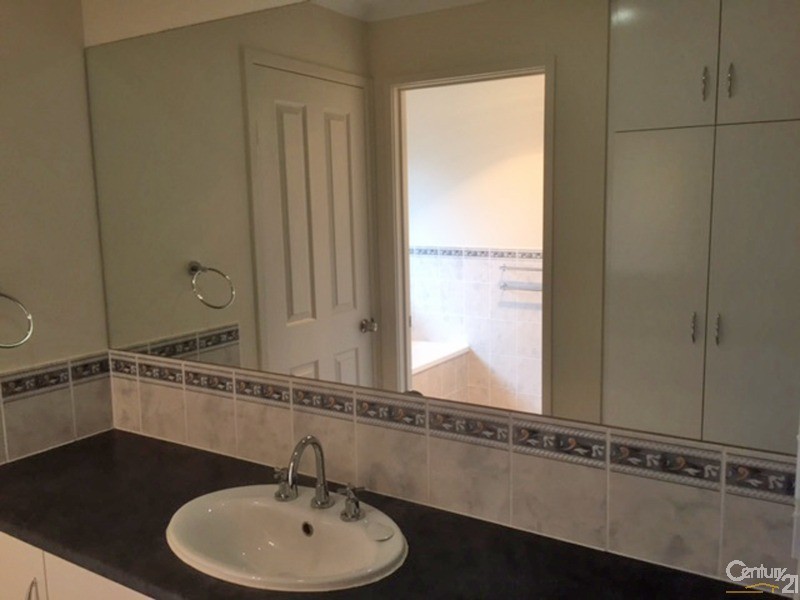 36 Newhaven Terrace, Burton SA 5110