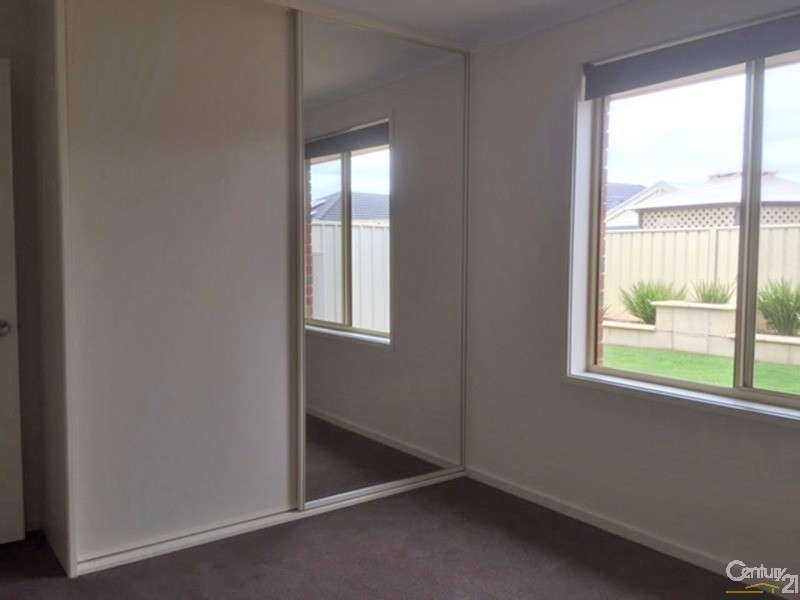 36 Newhaven Terrace, Burton SA 5110