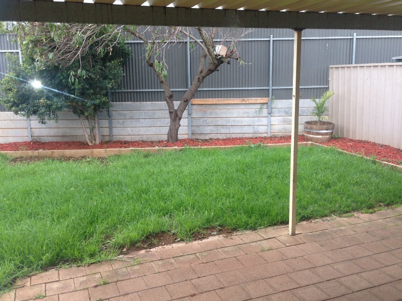 36 Sterling Court, Smithfield SA 5114