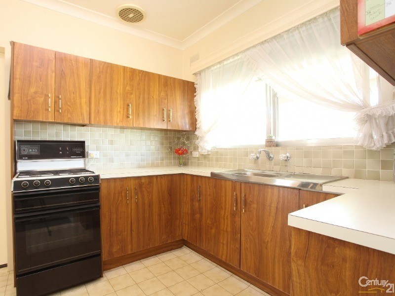 12 Harvey Avenue, Salisbury SA 5108