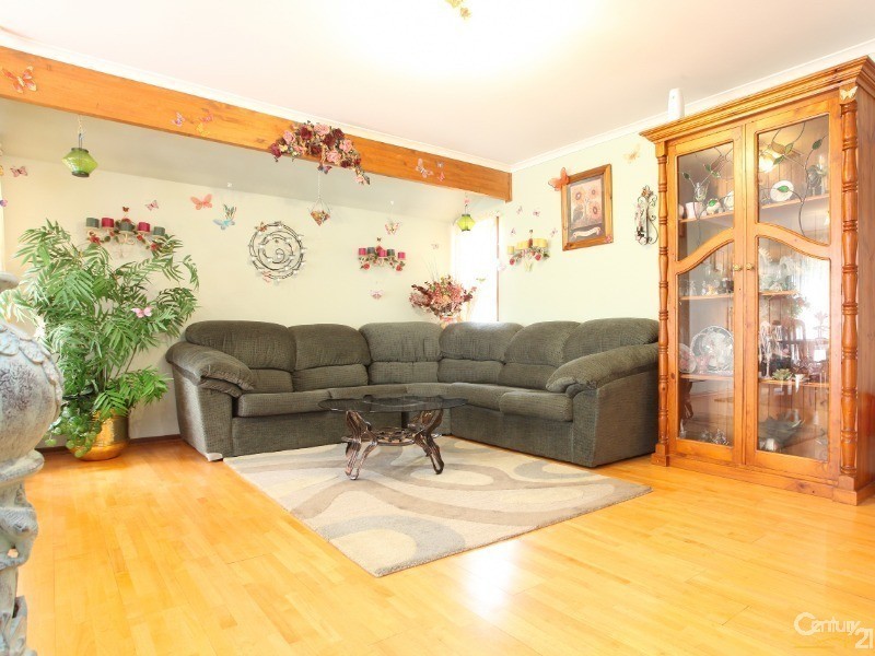 31 Cambridge Terrace, Hillbank SA 5112