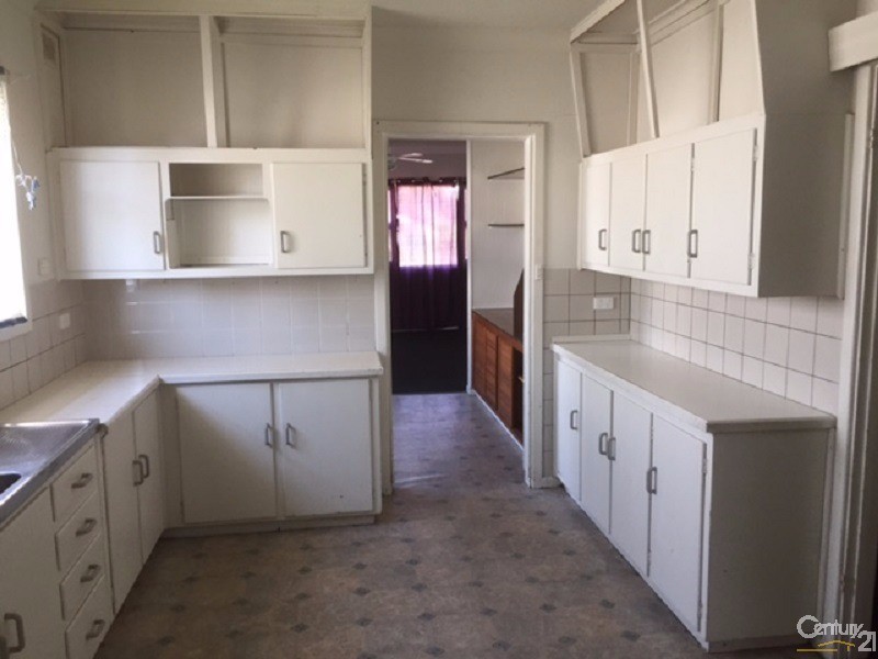 28 Justinian Street, Elizabeth Downs SA 5113