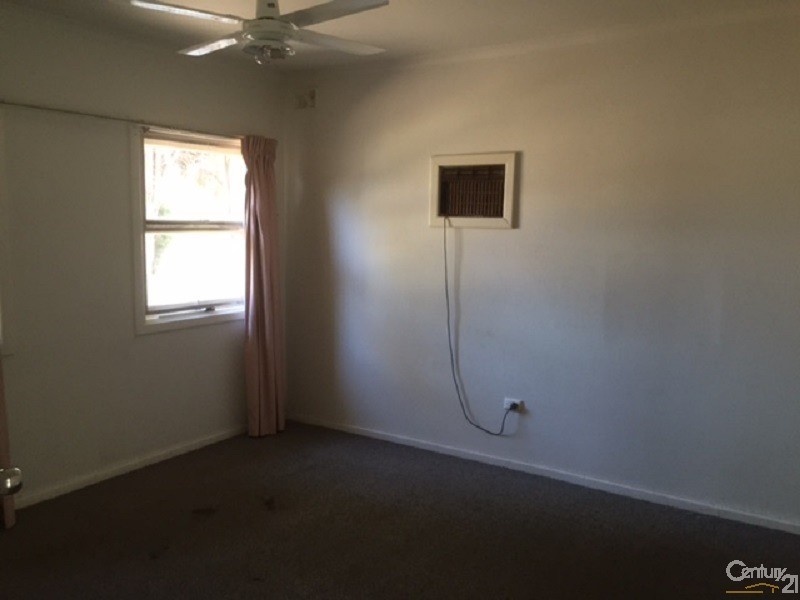 28 Justinian Street, Elizabeth Downs SA 5113