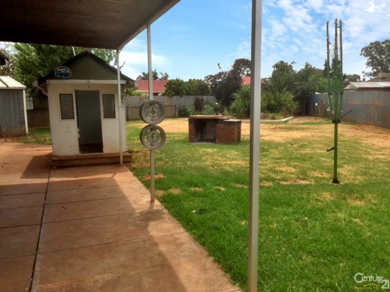 28 Justinian Street, Elizabeth Downs SA 5113