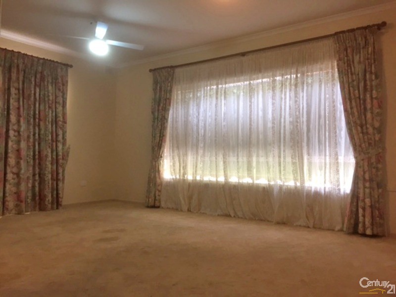 12 Hooper Road, Smithfield Plains SA 5114