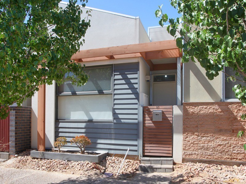 23 Mackenzie Circuit, Mawson Lakes SA 5095