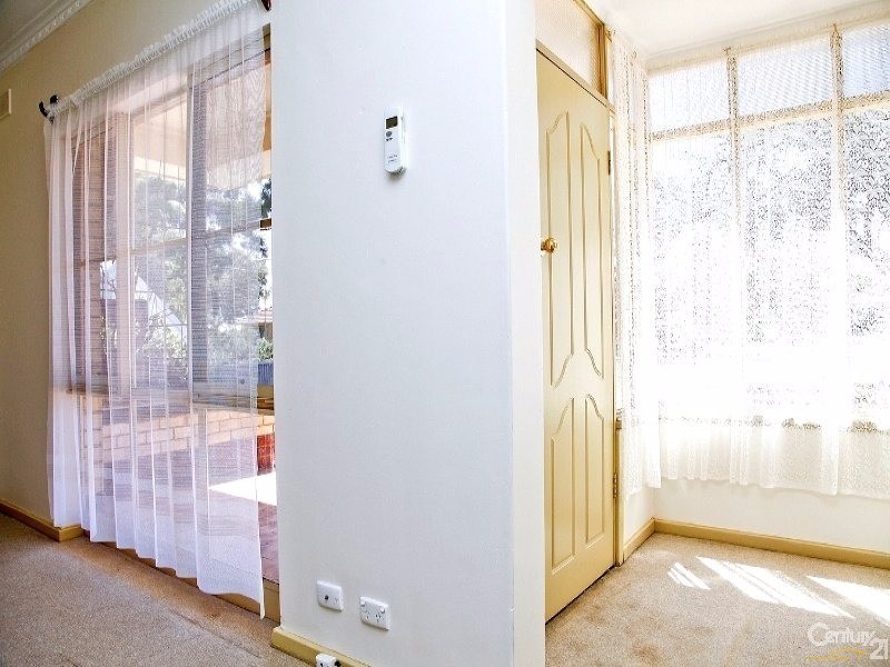 6 Cameron Road, Elizabeth Vale SA 5112