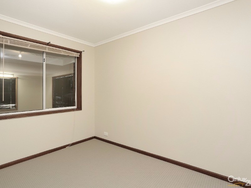 15 Roxby Street, Parafield Gardens SA 5107