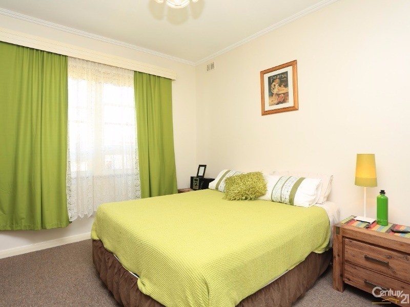 15 Edgecombe Street, Woodville North SA 5012