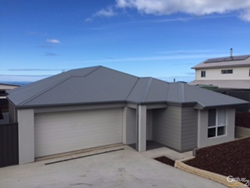 37 White Close, Encounter Bay SA 5211
