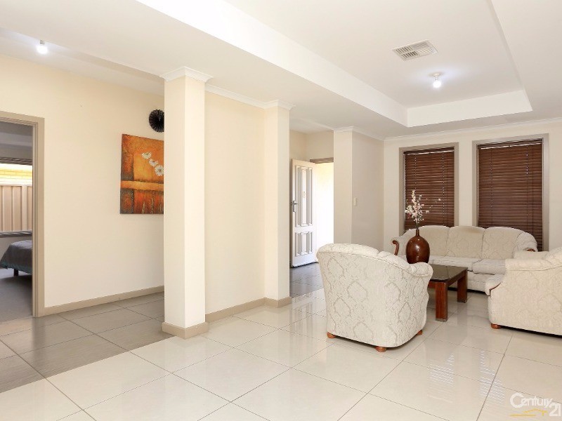 3 Oaks Court, Parafield Gardens SA 5107