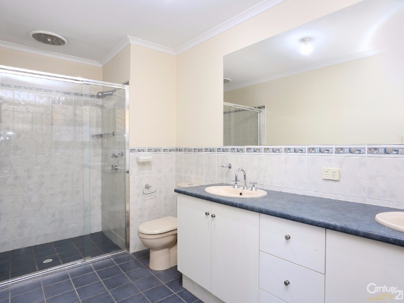 3 Oaks Court, Parafield Gardens SA 5107