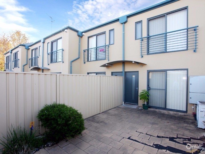 6/2 Greentree Place, Mawson Lakes SA 5095