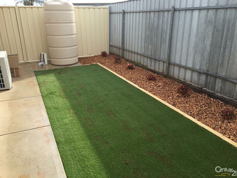 13 Bivone Court, Salisbury Downs SA 5108