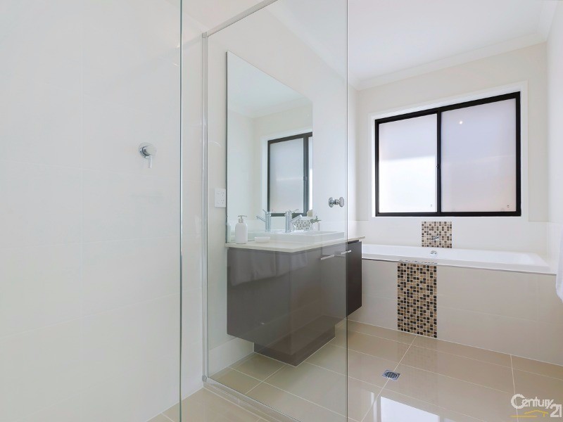 22 Fazzolari Circuit, Paralowie SA 5108