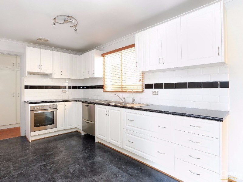 2 Onkaparinga Drive, Salisbury SA 5108