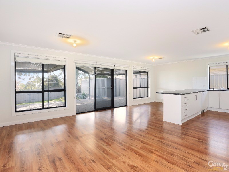 14 Melrose Avenue, Clearview SA 5085