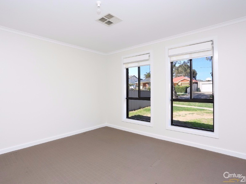 14 Melrose Avenue, Clearview SA 5085