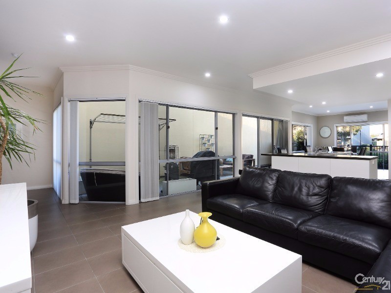 20 Mowbray Street, Mawson Lakes SA 5095