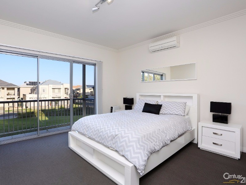 20 Mowbray Street, Mawson Lakes SA 5095