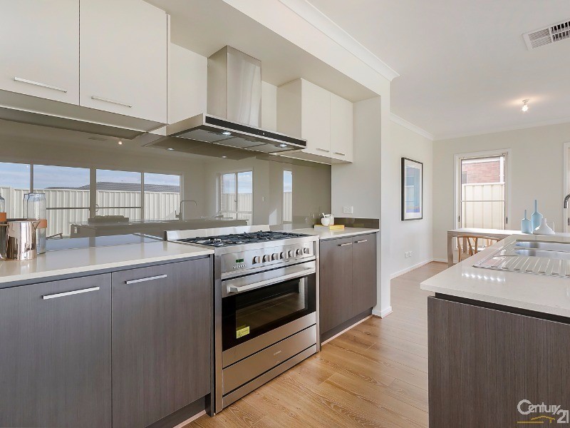 18 Fazzolari Circuit, Paralowie SA 5108