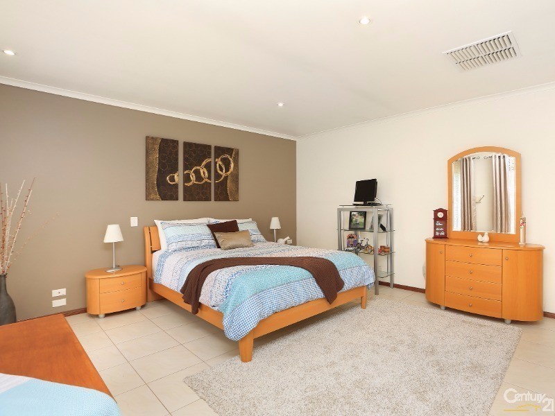 5 Salmon Court, Parafield Gardens SA 5107