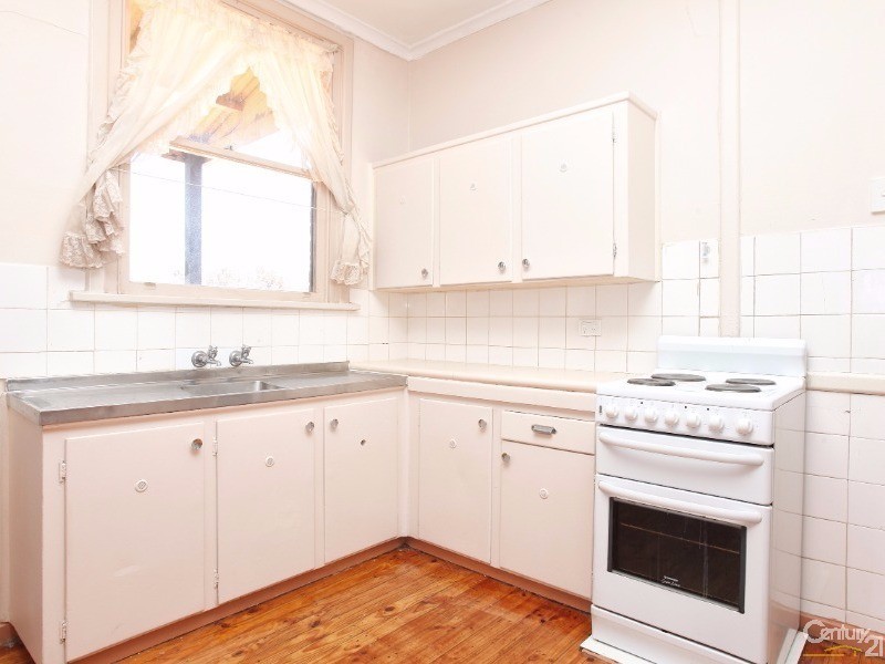 16 Midlow Road, Elizabeth Downs SA 5113