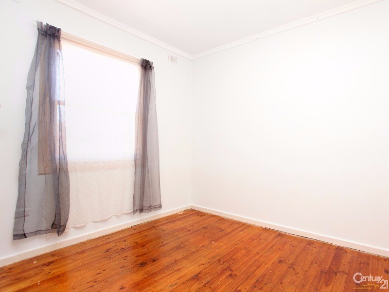 16 Midlow Road, Elizabeth Downs SA 5113