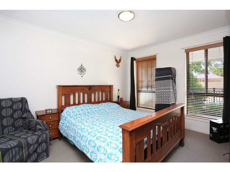 33 Small Crescent, Smithfield Plains SA 5114