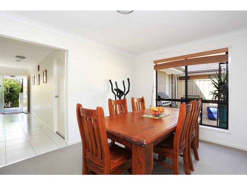 33 Small Crescent, Smithfield Plains SA 5114
