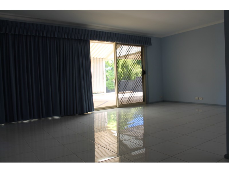 12 Birchdale Circuit, Hillbank SA 5112