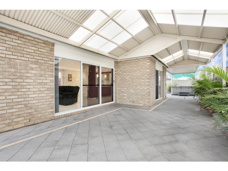 82 Springbank Boulevard, Burton SA 5110