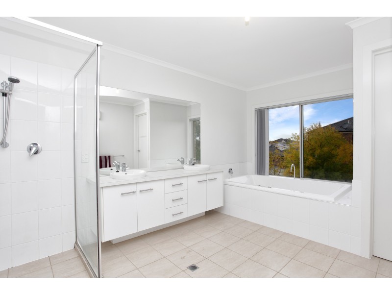 82 Springbank Boulevard, Burton SA 5110