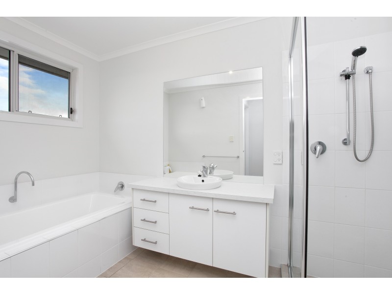 82 Springbank Boulevard, Burton SA 5110