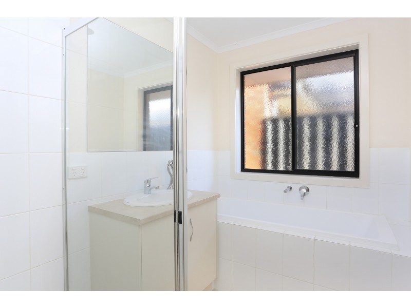 4 Aurora Street, Andrews Farm SA 5114