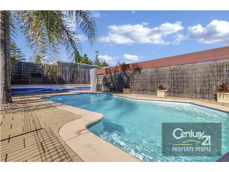 43 Douglas Road, Salisbury East SA 5109