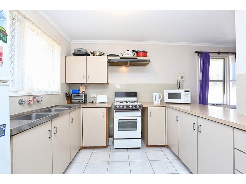 3 Amaroo Court, Smithfield SA 5114