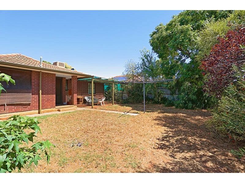 3 Amaroo Court, Smithfield SA 5114