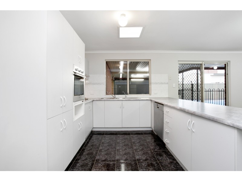 77 General Drive, Paralowie SA 5108