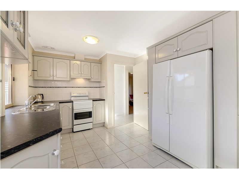 17 Raner Avenue, Parafield Gardens SA 5107