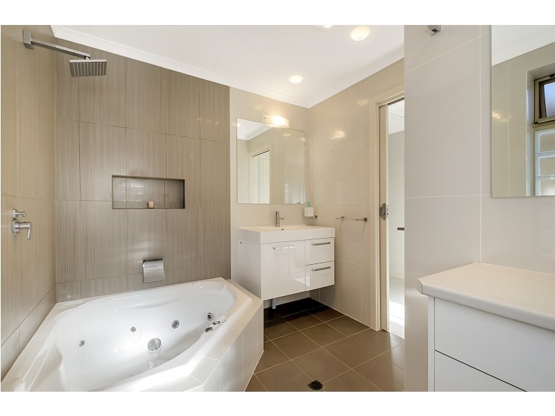 17 Raner Avenue, Parafield Gardens SA 5107