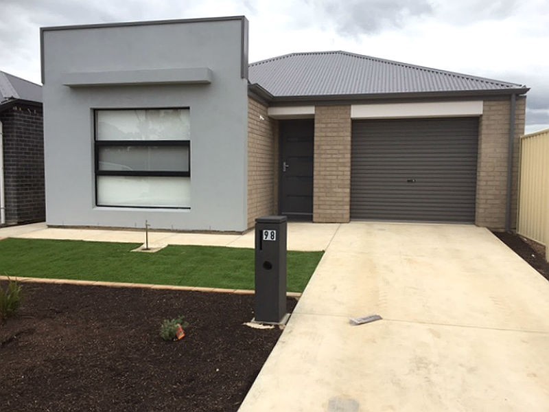 98 Peerless Road, Munno Para West SA 5115